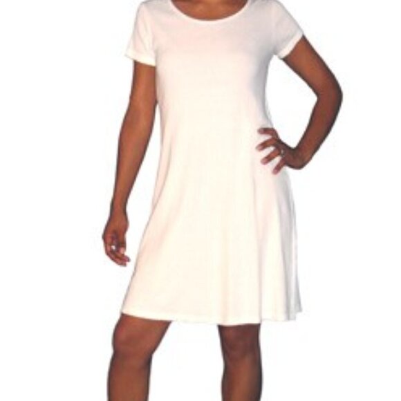 Dresses available for custom dyeing - Picture 7 of 16